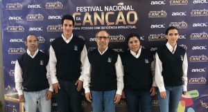 Utentes da APPACDM no Festival da Canção para pessoas com deficiência intelectual